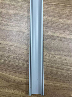 金银边条